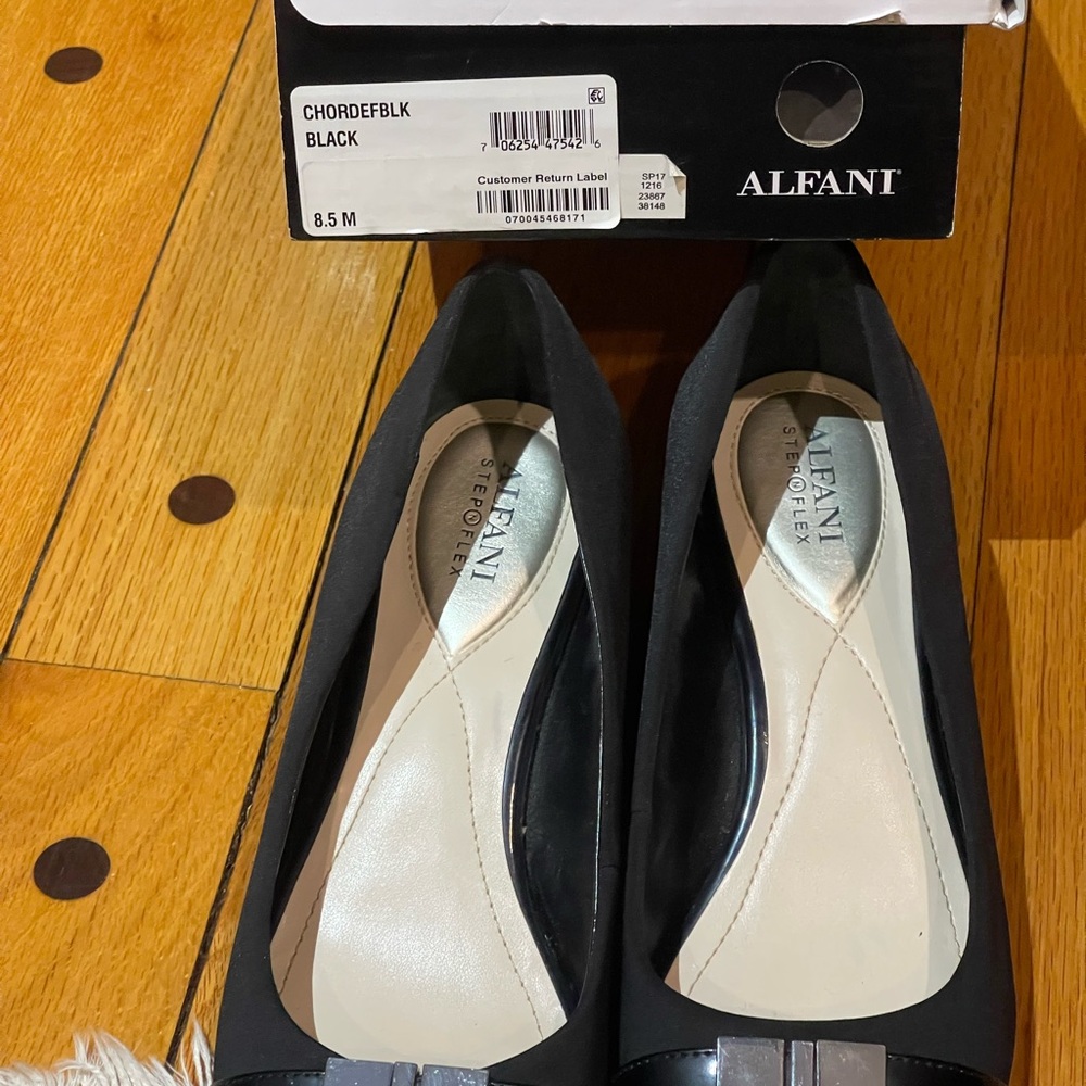 black Alfani step flex shoe